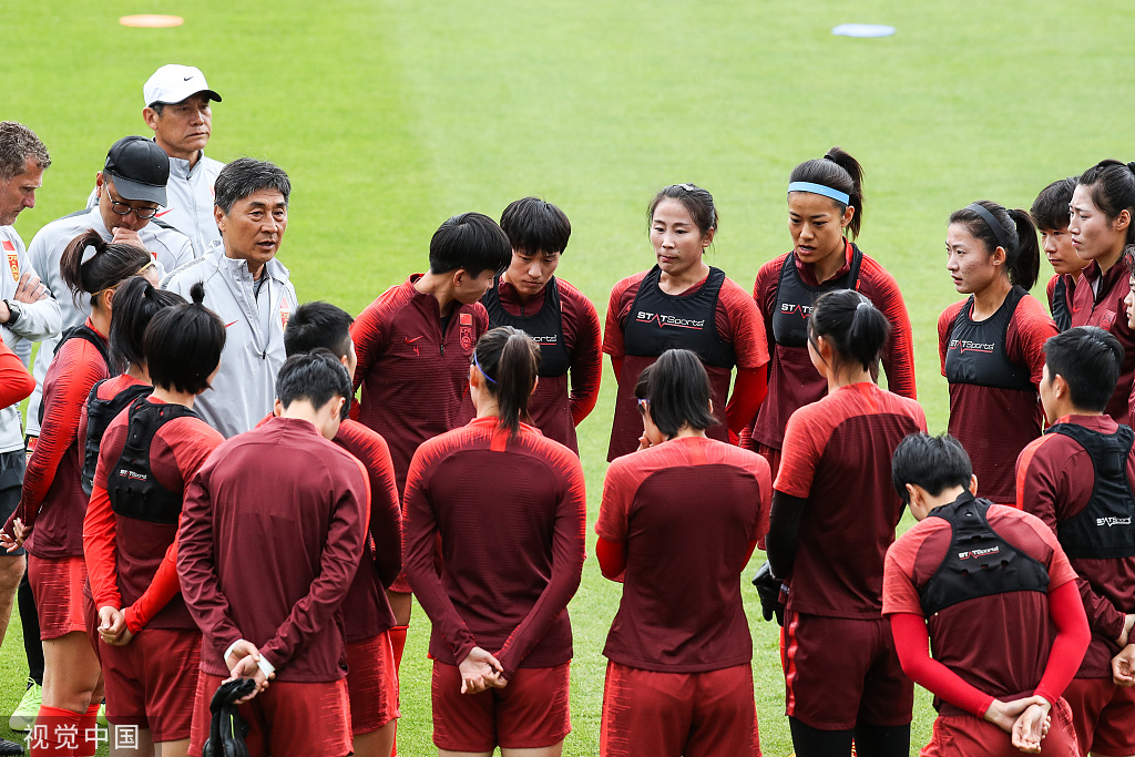 关于日本女足教练组加紧备战，全员投入训练的信息